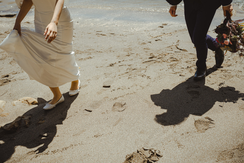 ふたりらしく!稲毛海岸で撮る私服ウエディングフォト