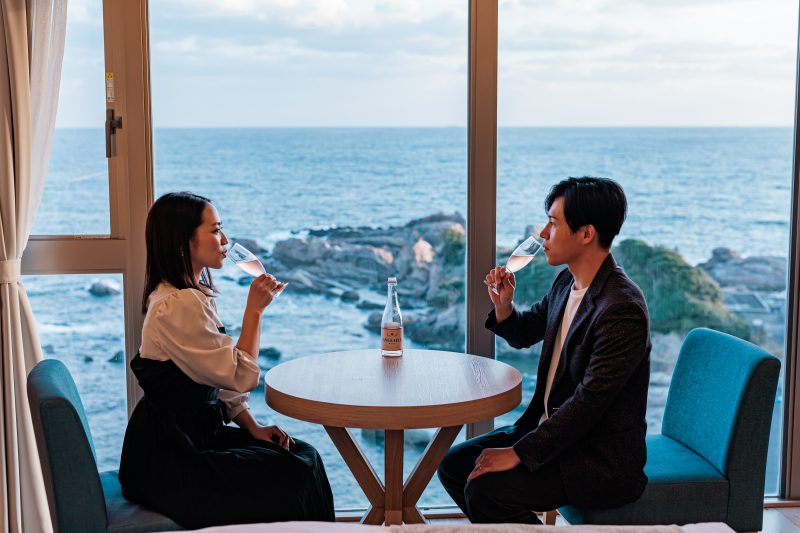 【宿泊付きプラン】潮騒リゾートホテル鴨川×Ritacloset 1泊2日お食事付き・仁右衛門島ロケーション撮影