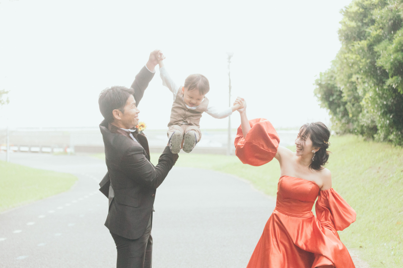 【早割り２ヶ月前】和装＋洋装ロケプラン♪衣装ランクアップなし｜￥478,500&rarr;￥185,000（選べる特典付き）