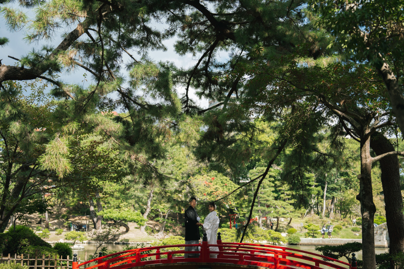 紅色の橋と一緒に