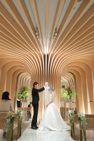 ラヴィファクトリー広島店_写真で叶える結婚式〜チャペルフォトウェデイング 