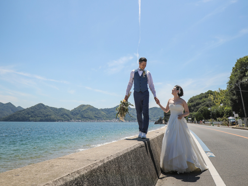 【しまたび】瀬戸内海の島々を巡る半日フォトツアー(全データ込+高級アルバム付+衣装ランクアップ3万円込)