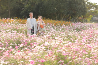 お花に囲まれたロケーション！