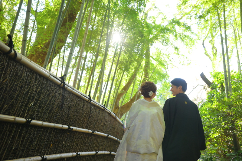 竹林とお二人の後ろ姿