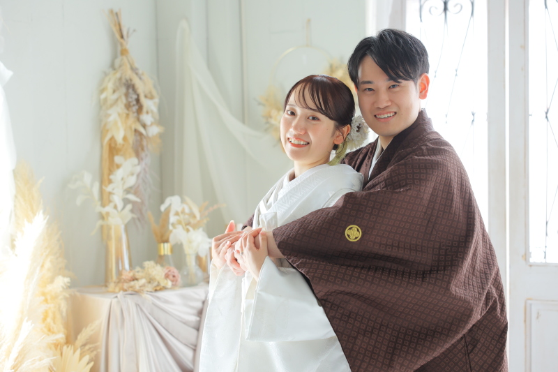 白無垢×ブラウン羽織袴