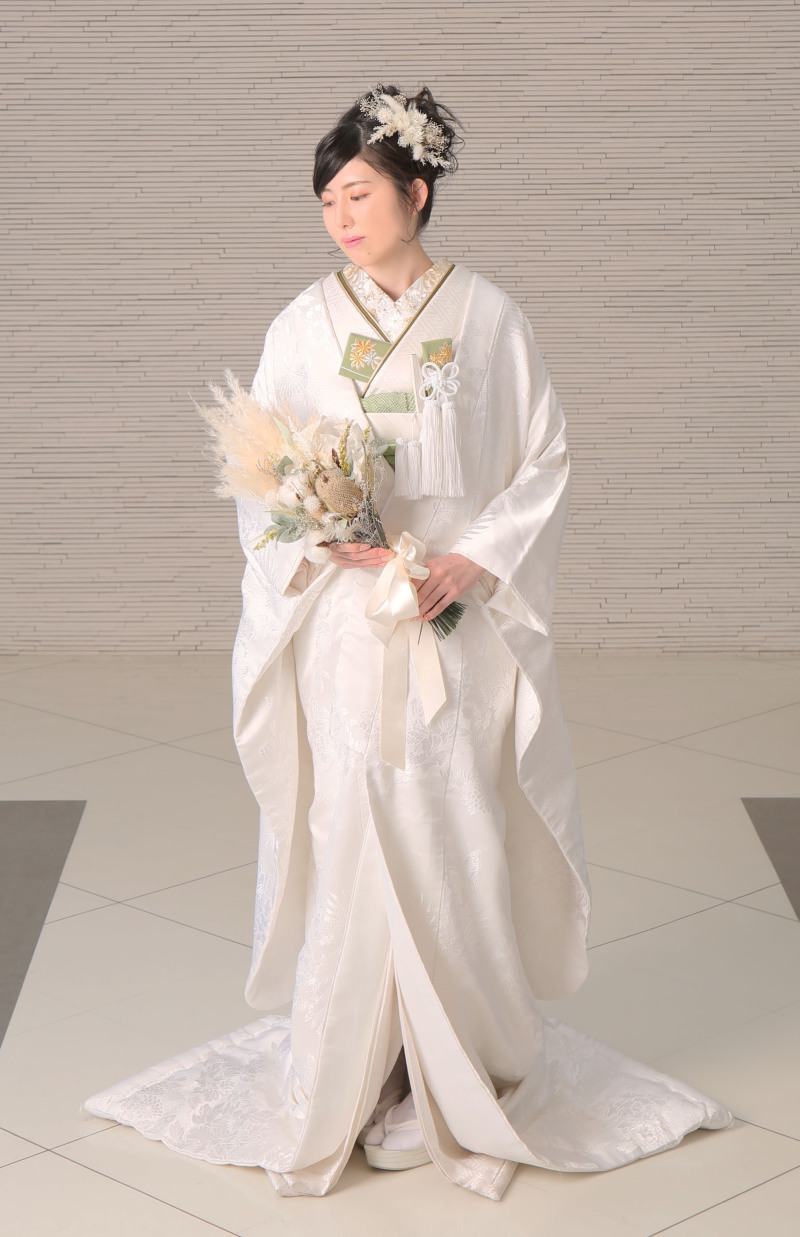 多彩な白無垢コーデに自信あり♪