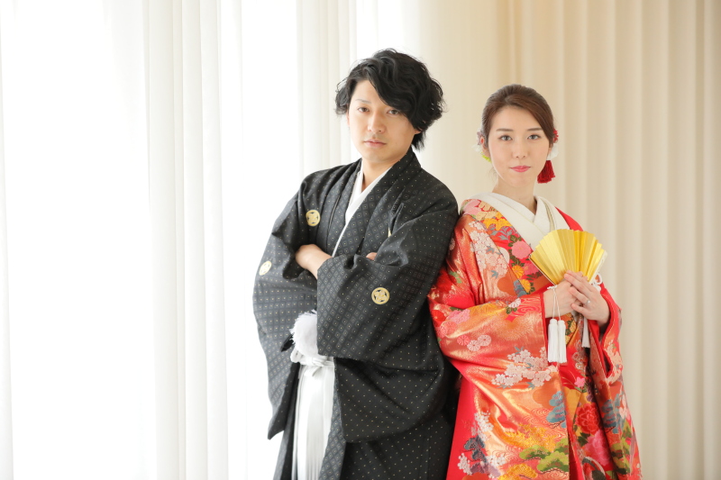 ホワイトベル浜松_色打掛・着物が豊富