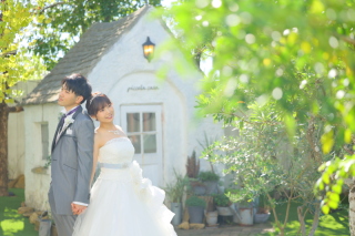 平日撮影特典　２万円キャッシュバック！