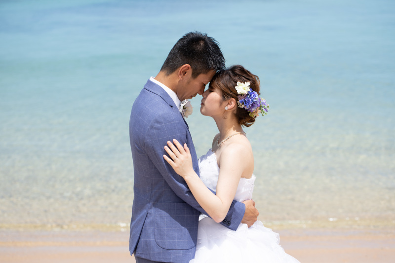 青い海