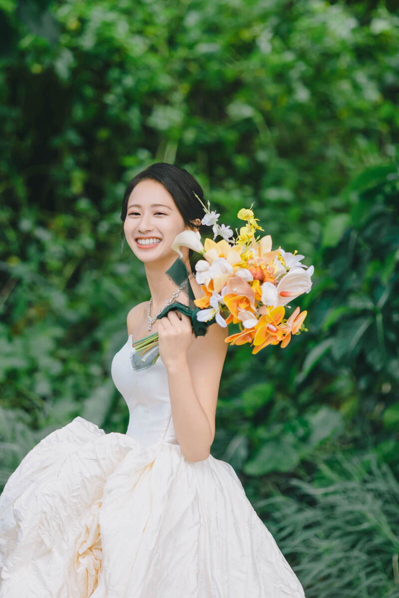 新作含めドレスは安心の「フリーチョイス」！