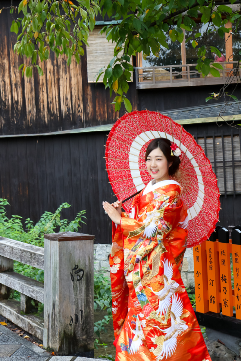 番傘で愛らしく