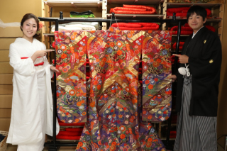 衣装選びから一緒に