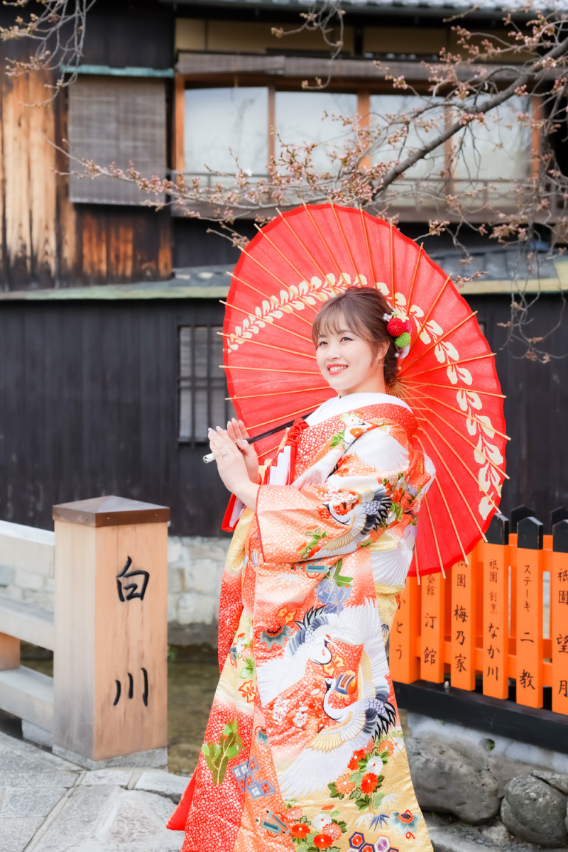 まずは祇園白川巽橋の周辺