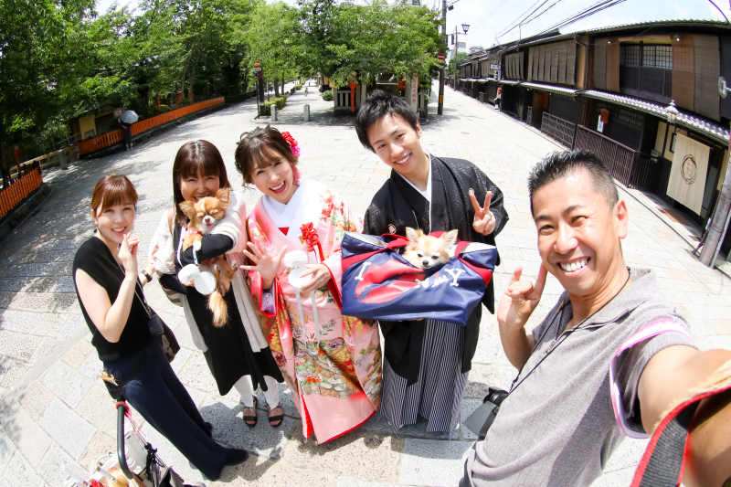 スタッフと一緒に