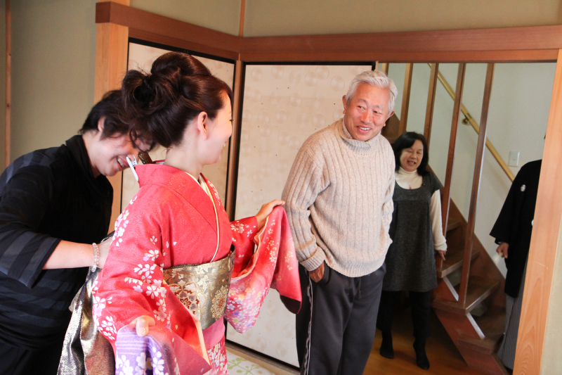 華やかな色打掛