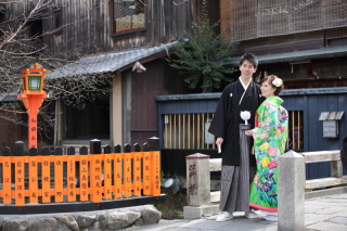 京都、巽橋での撮影