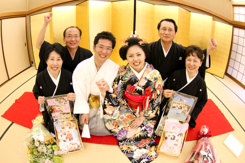 フォト＋家族だけの会食代込(5名分)【結婚式をしない】カップルにオヌヌメ