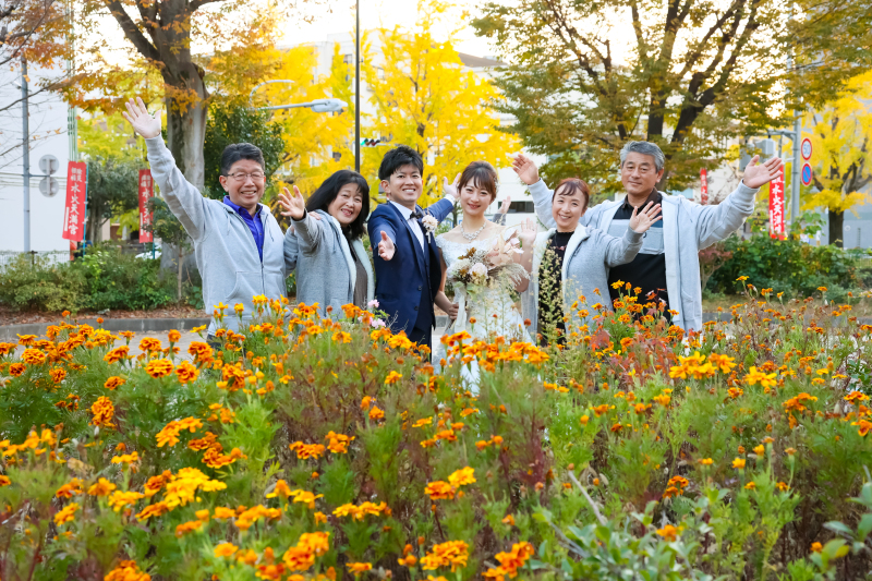 フォト＋家族だけの会食代込(5名分)【結婚式をしない】カップルにオヌヌメ