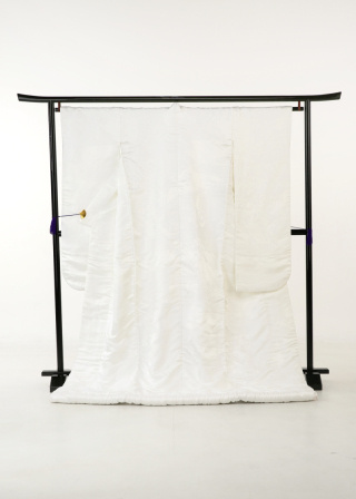 白無垢　桜に御所車