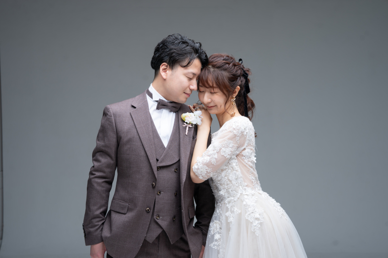 おでこをつけて