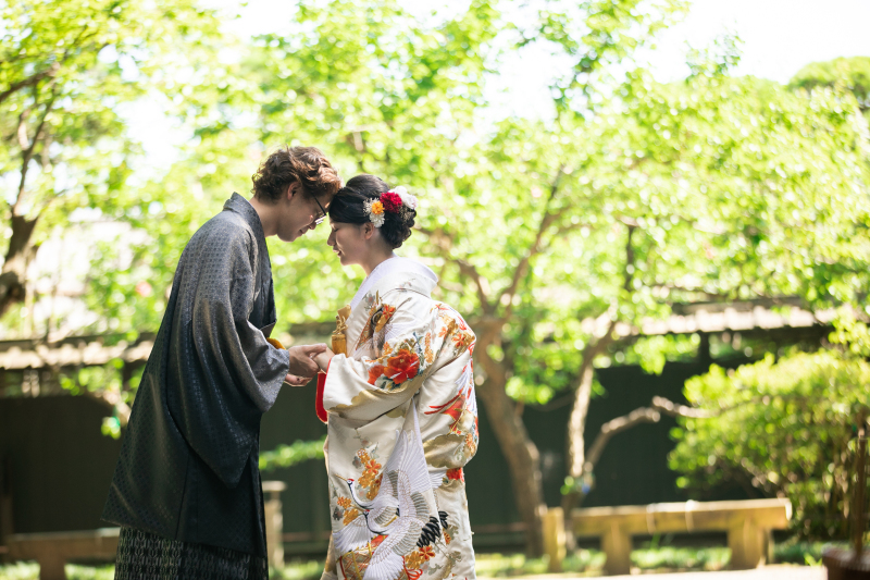 おでことおでこ