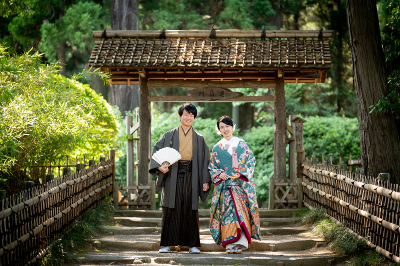 凛とした立ち姿