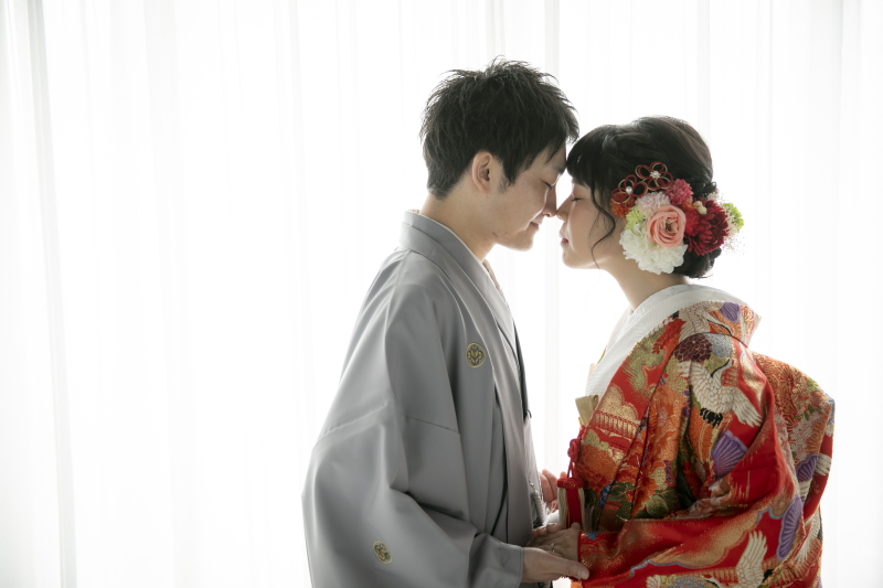 鼻コツンショット