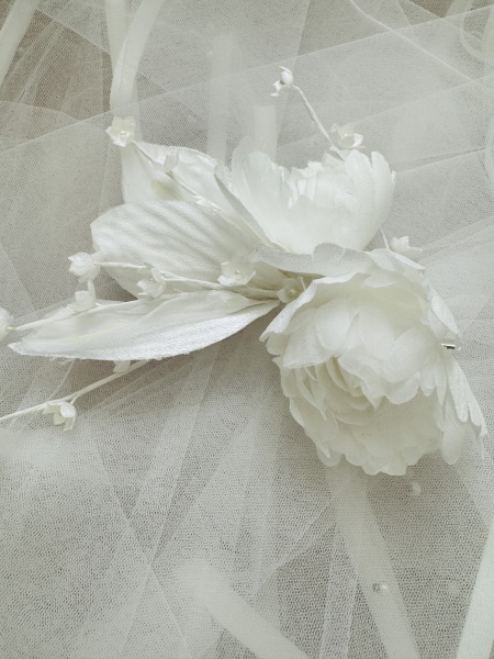 ヘアアクセサリー