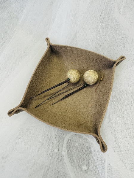 ヘアアクセサリー