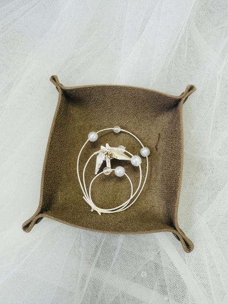 ヘアアクセサリー