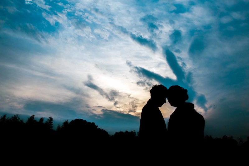 秋の空のシルエットショット♡