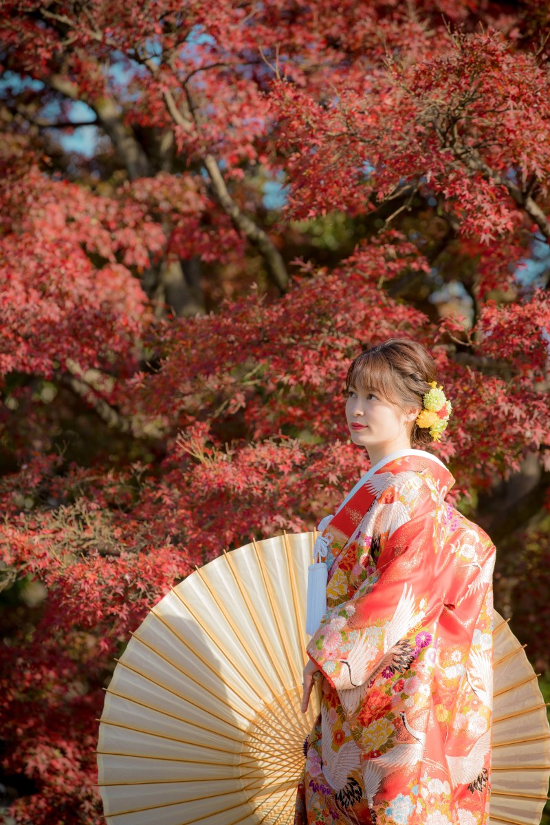 あえて目線を外して