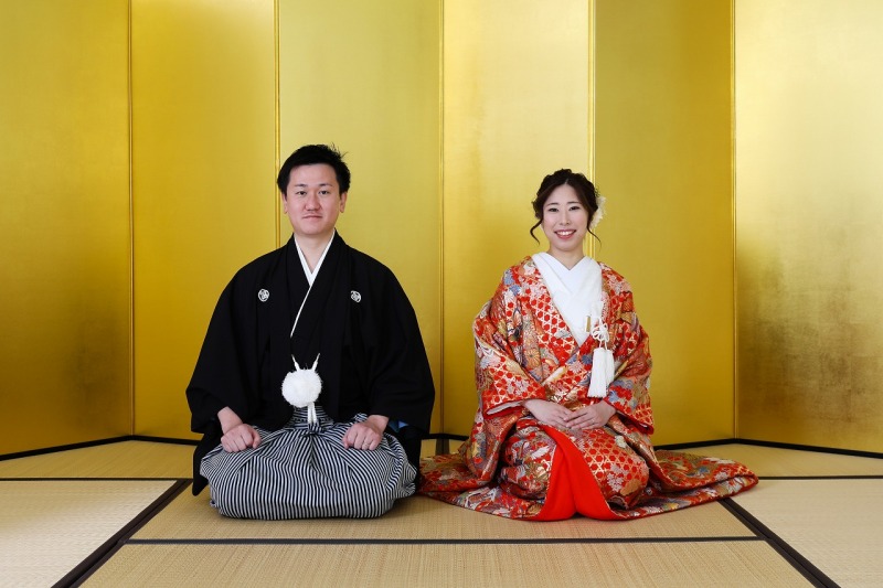 金屏風からスタート