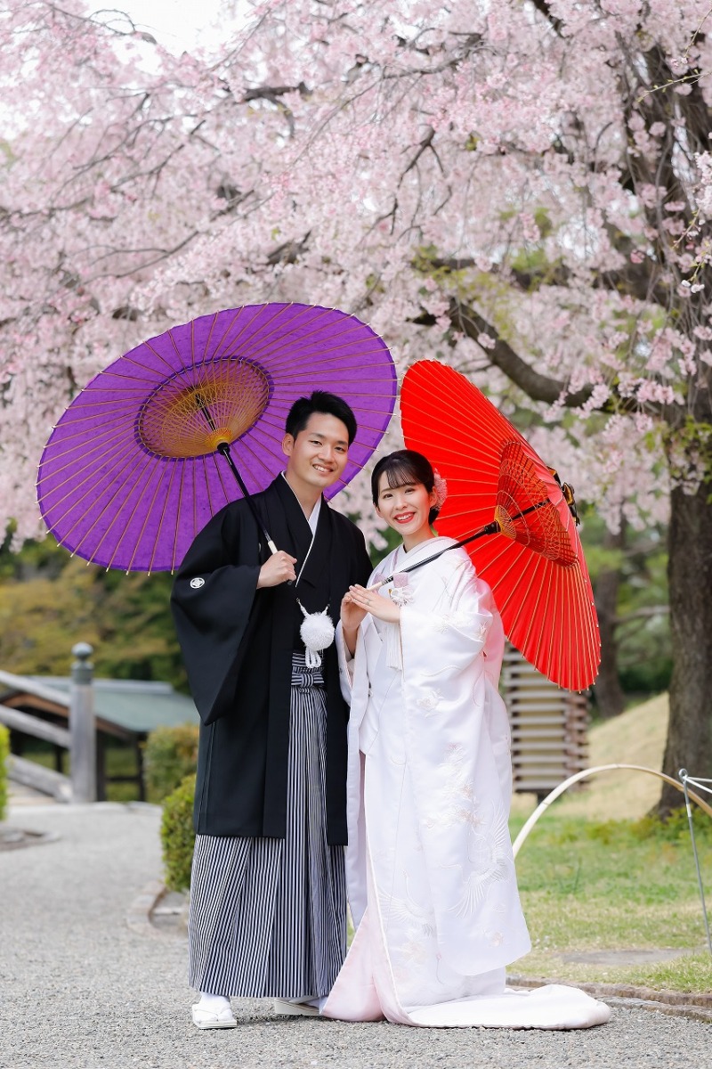 しだれ桜の下で・・