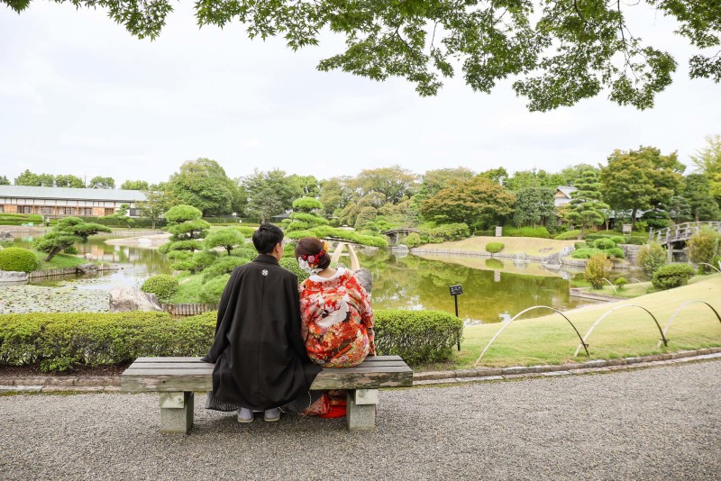 庭園を眺めながら…