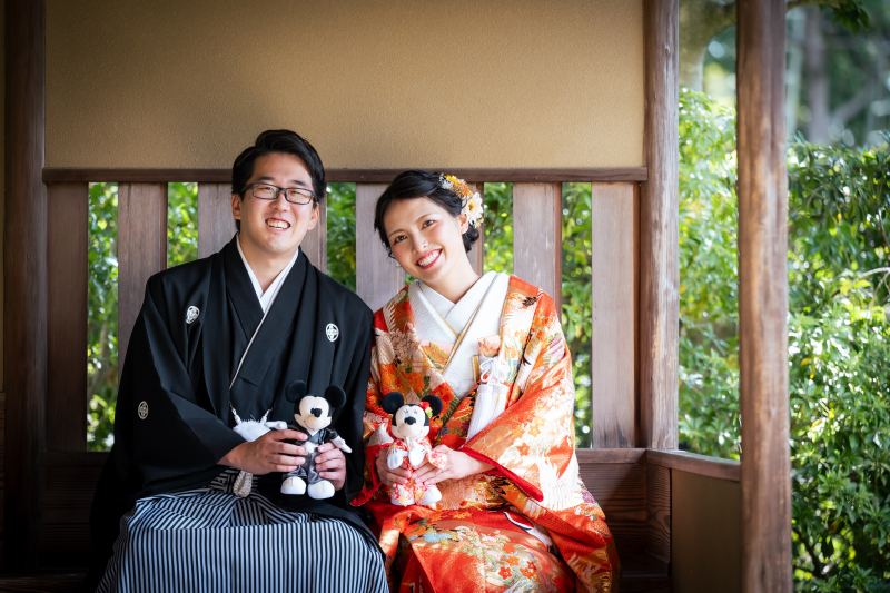 東屋ではお持ち込みの小物と撮影♪