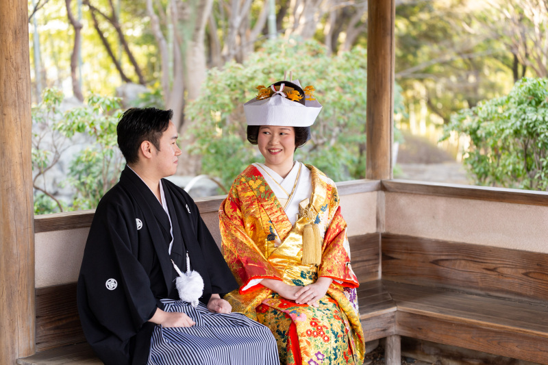 華やかな色打掛