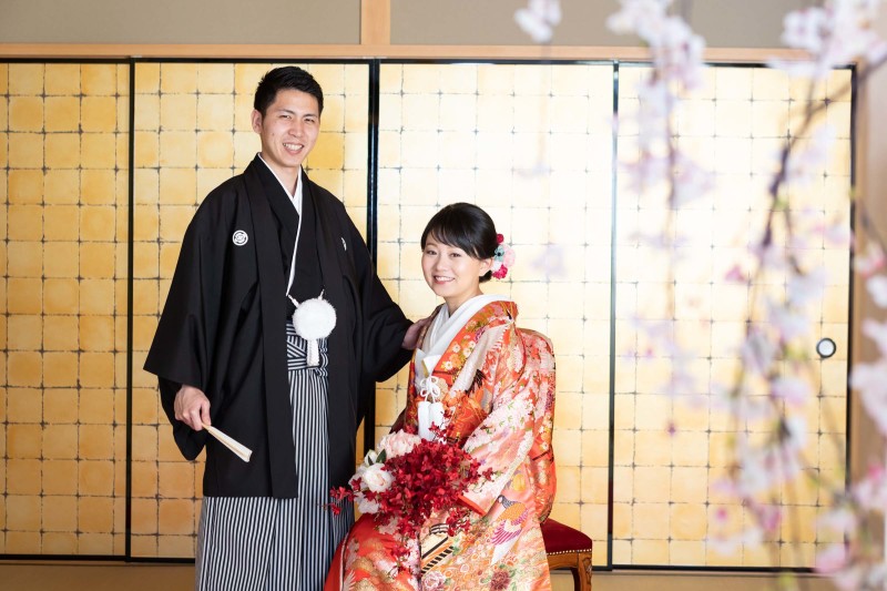 金のふすまのお部屋で古典的に・・