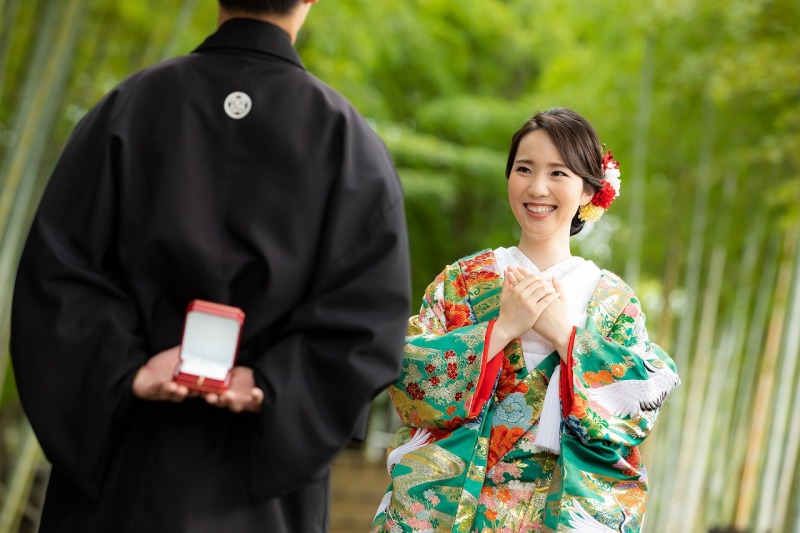 隠してる物とは…❤