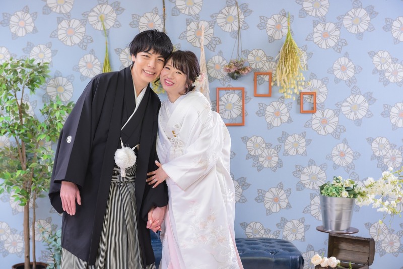 頬を合わせて仲良しショット