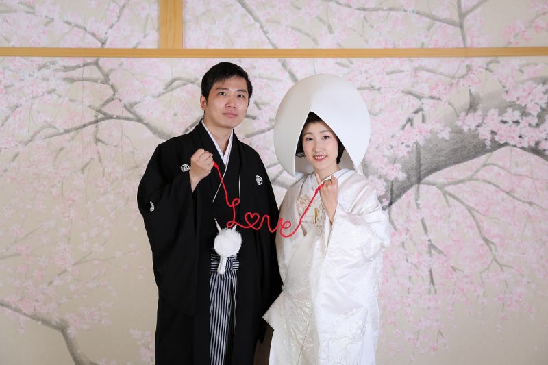 赤い糸で
