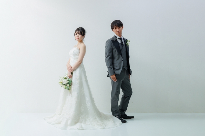 白壁でシンプルに