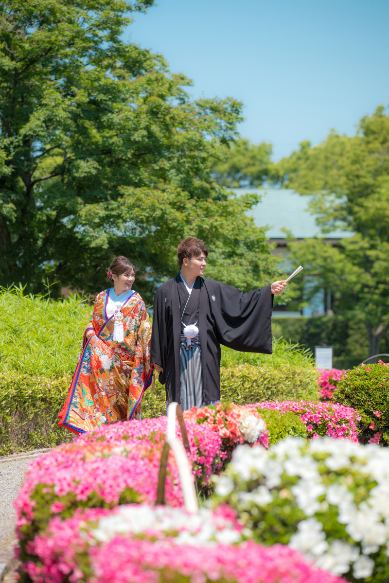 つつじに囲まれて♡