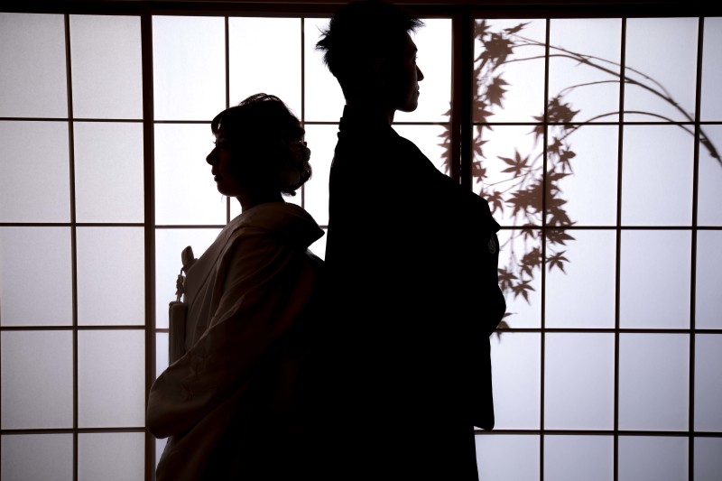 スタジオでシルエット