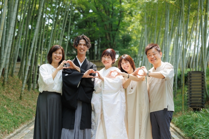 仲良しなご家族ショット