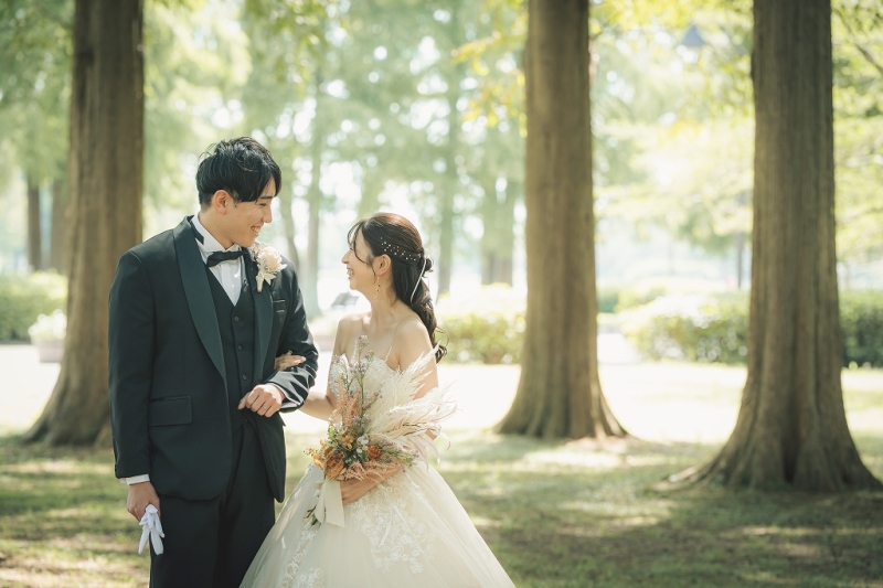 【オープニングムービー撮影付き！】和洋弐点プラン（ロケ＋スタジオ）　韓国風ドレスも豊富！スマホ撮影可♪