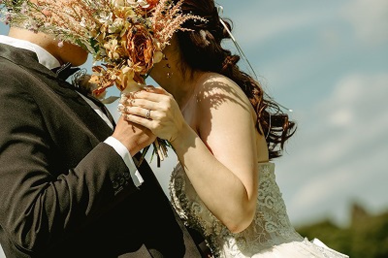 【1組限定】SNS等掲載OKの方限定!そうか公園で撮影!洋装壱点プラン フォトスタンドorアルバムプレゼント