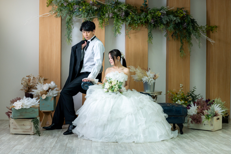 【フォトレイト限定】スタジオ洋装1点プラン★洋装1着・ヘアメイク・データ80カット付♡ 韓国風ドレスも豊富!