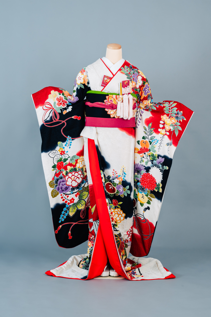雲取に花丸　引き振袖　001