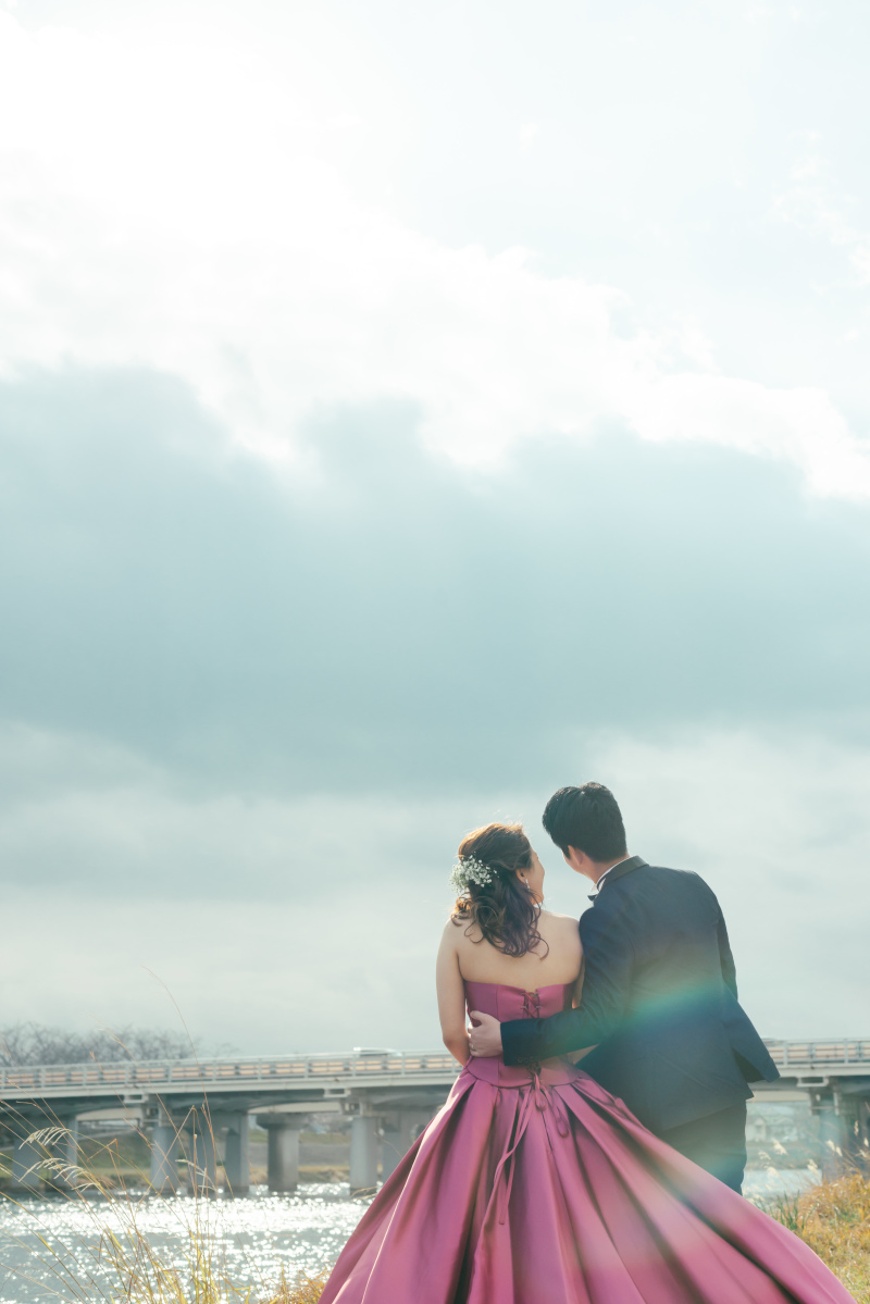 河川敷でのカット